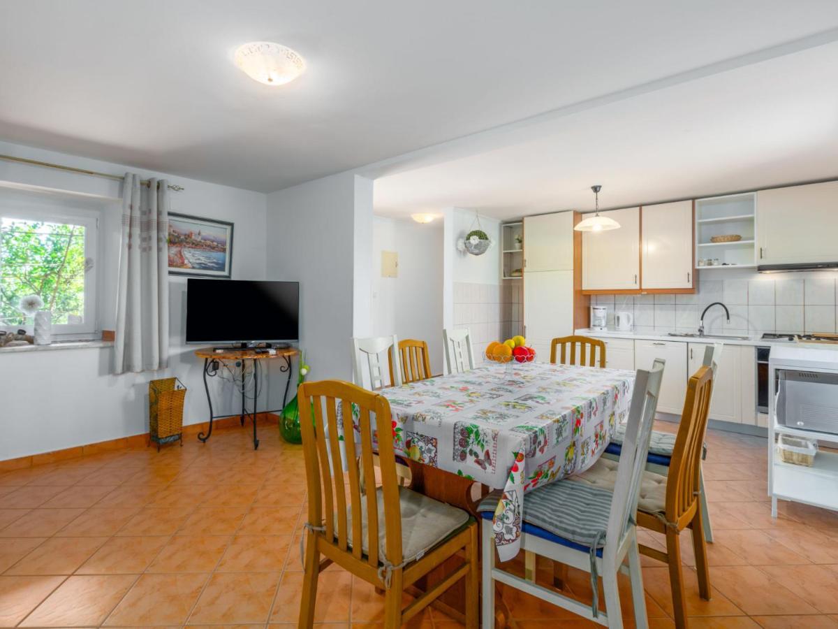 Holiday Home Villa Lucky By Interhome Бъртонигла Екстериор снимка