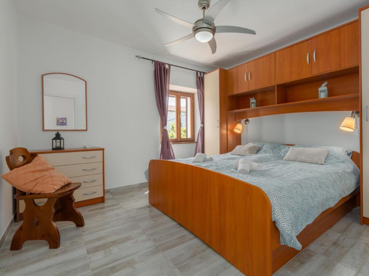 Holiday Home Villa Lucky By Interhome Бъртонигла Екстериор снимка