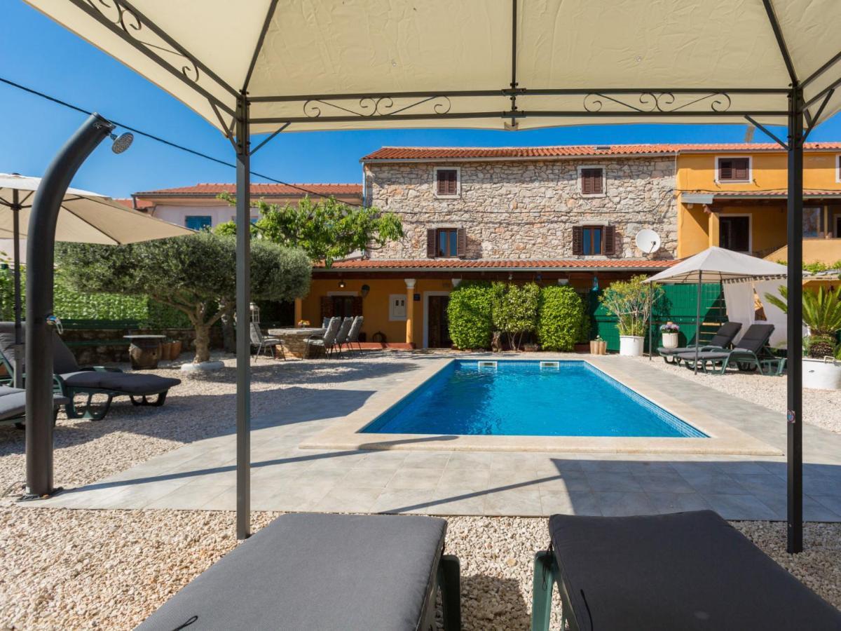 Holiday Home Villa Lucky By Interhome Бъртонигла Екстериор снимка