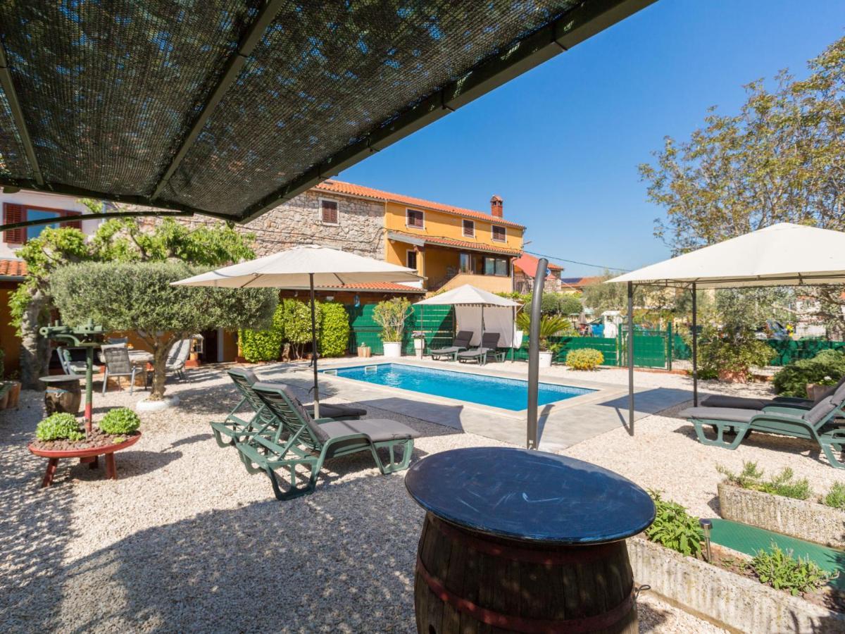 Holiday Home Villa Lucky By Interhome Бъртонигла Екстериор снимка