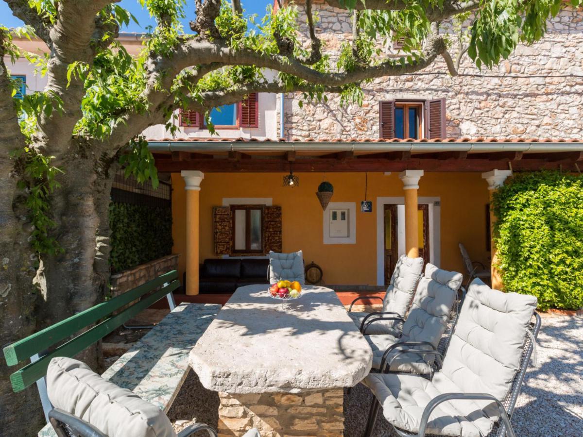 Holiday Home Villa Lucky By Interhome Бъртонигла Екстериор снимка