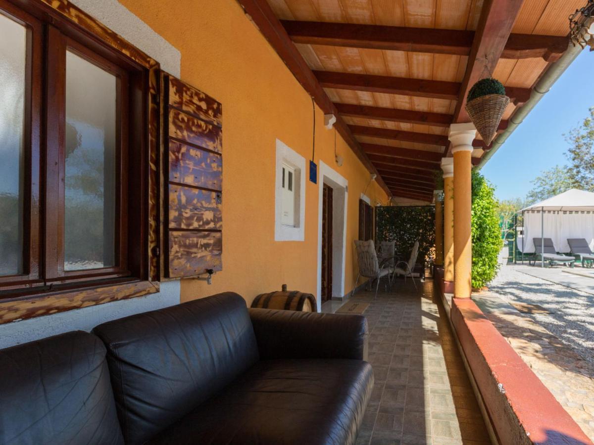 Holiday Home Villa Lucky By Interhome Бъртонигла Екстериор снимка
